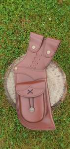 Holster style leather quiver