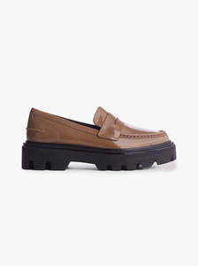 Rag Bone New York: Quinn Loafer taupe patent