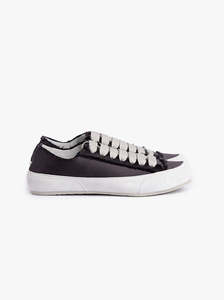 Pedro Garcia: Parson black satin