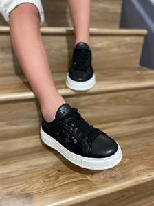 Shoes 1: Lacey black