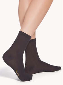 Hosiery Socks: Cotton Socquette black