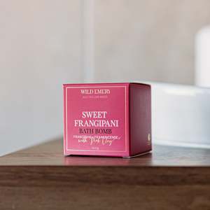 Wild Emery - Bath Bomb Cube - Sweet Frangipani