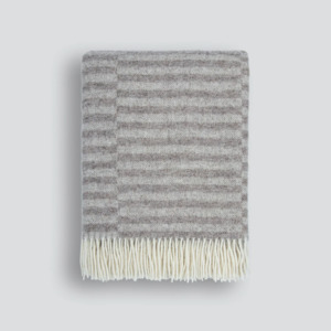 Throws: Baya  Noah Oatmeal Throw 130x190cm