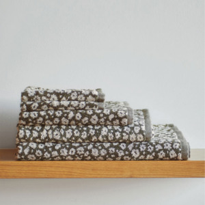 Bath Body: Citta Forget Me Not Cotton Bath Towel - Ivy/Oat 80x150cm