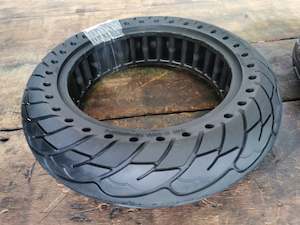 Accessories: 10x2.5 solid tyres for Inokim Quick4, OXO, OX, ECO
