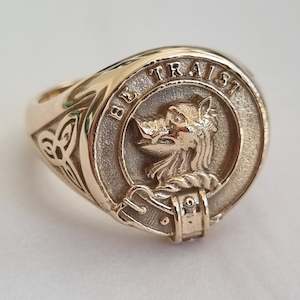 Rings: Innes Clan Crest Signet Ring - celtic sides