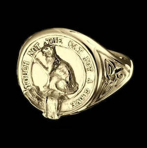 Signet Rings Celtic Sides: MacPherson Clan Crest Signet Ring - celtic sides