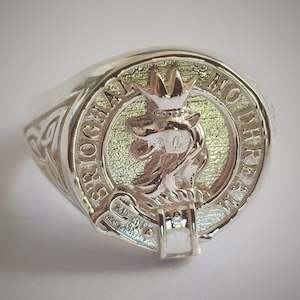 Signet Rings Celtic Sides: MacGregor Clan Crest Signet Ring - celtic