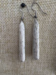 Products: Whalebone Short Earrings (S1)