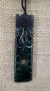 Products: Large Pounamu Manaia Toki (D12)