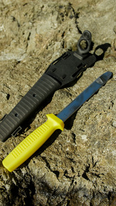 Products: Victory Blunt Tip Commercial Diving Knife Seaquel Wetsuits