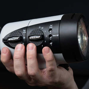 Ikelite Strobes: Ikelite DS230 213Ws Underwater TTL Strobe with Modeling Light - 40230AU