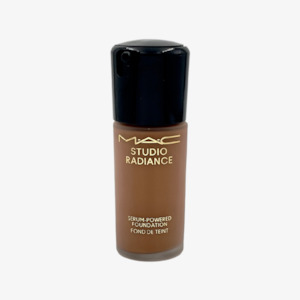 Studio Radiance Serum-Powered™ Foundation (NC55)
