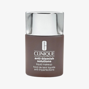 Anti-Blemish Solutions™ Liquid Makeup (Mahogany)