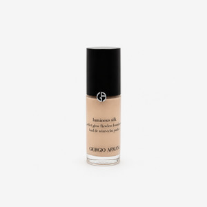 Luminous Silk On-The-Go Format Foundation (Shade 5)