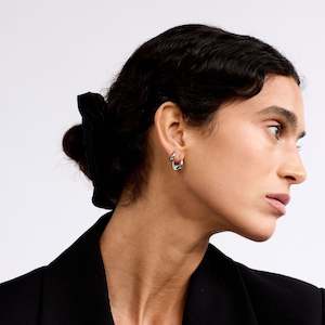 La Dailie: Everyday Teardrop Hoop - Silver