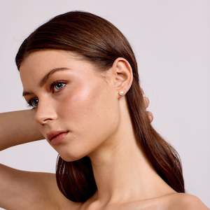 La Dailie: Evelina - Freshwater Pearl Studs