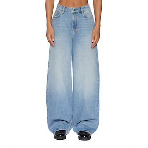 Denim: Baggy Jean Horizon