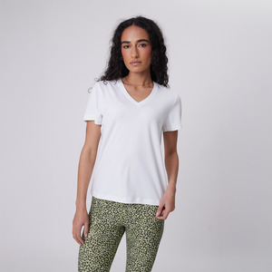 Half Time V-Neck Tee - Ivory