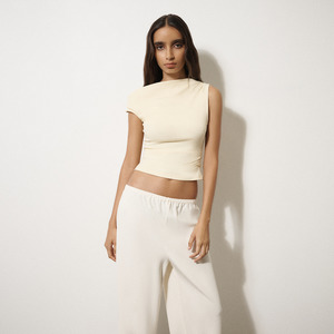 One Of Others: Paeton Top