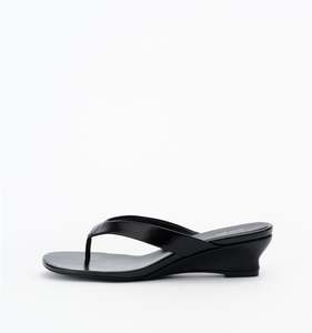 Accessories: Jilly Heel