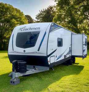 Freedom Express Ultra Lite: Freedom Express 274RKS – 3+ Berth Rear Kitchen Caravan for Sale NZ | 8.5m
