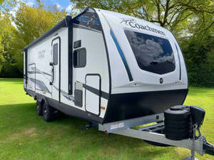Freedom Express Ultra Lite: Freedom Express 259FKDS – Lightweight 3+ Berth Caravan for Sale NZ | 7.9m