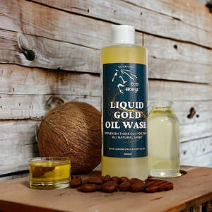 Eco Horse: Eco Horse Liquid Gold Oil Wash