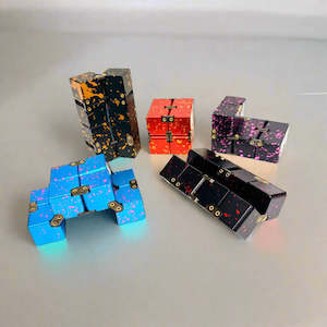 Metal Infinity Cube - Splash Collection