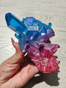 Geodes Clusters Druze: Aura Quartz Cluster B