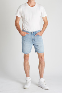 A Cropped Slim Short - Cyclone