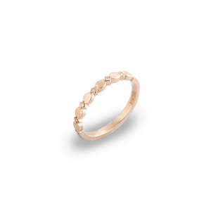Products: Morganite and Diamond Ring