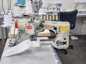 Siruba: Siruba D007RB-460-02 Feed Off Arm 4 needle 6mm Flat Seamer ,Direct Drive Servo Motor ,Auto foot lift