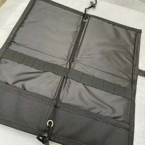 Accessories: Brush Holder (Wallet)