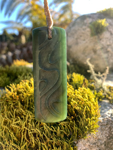 Products: Pounamu Freeform shades-of-jade