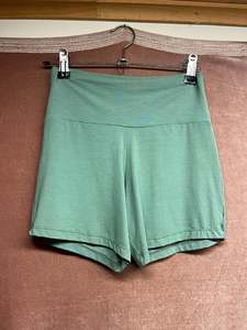 Clothes: Yoga Wear - Shorts