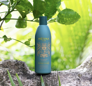 Body Care: Henna Hair Colourless Conditioner