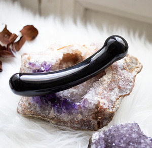 Body Care: Obsidian Curved Yoni Wand