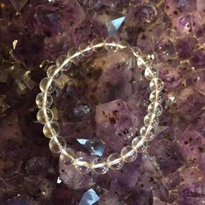 Jewellery: Clear Quartz Bracelet 8 mm Round Beads
