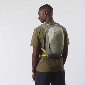 Hiking Bags Packs: Salomon Trailblazer 10 Backpack