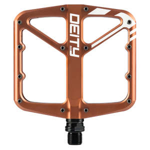 Bike Bike Components Pedals: Deity Supervillain Pedals