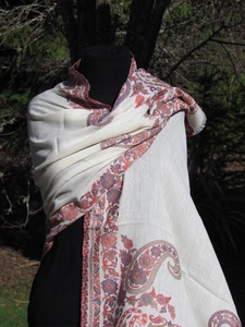 Products: Cream heirloom shawl with border - ShawlyNot