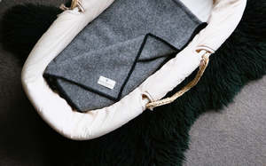 Baby Blankets: Ehara Te Katoa He Pango Me Mā - Bassinet size