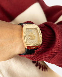 Active Wear: Guess Watch Phoenix Gold Lion Black Silicon Strap
