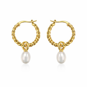 Guess Jewellery: Me The Label Twisted Pearl Hoop Earrings