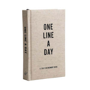 Books 1: One Line a Day 5 Year Memory Book - Canvas