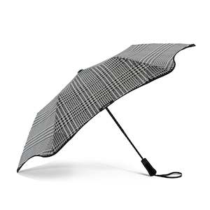 Blunt Umbrellas: Blunt Umbrella Metro - Houndstooth