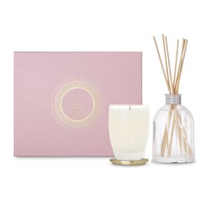 All: Peppermint Grove Passion Berry Pavlova Candle + Diffuser Gift Set