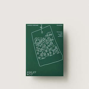 Ashley Co: Ashley and Co Carded Perfume  - Yulepine