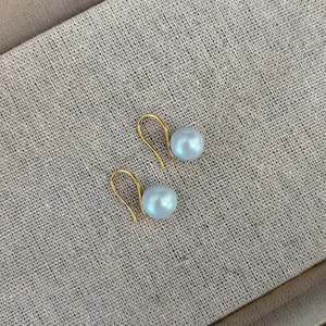 Fashion Earrings - Blue Pearl on Gold Hook*